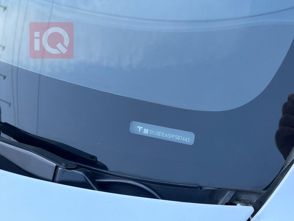 تسلا موديل 3